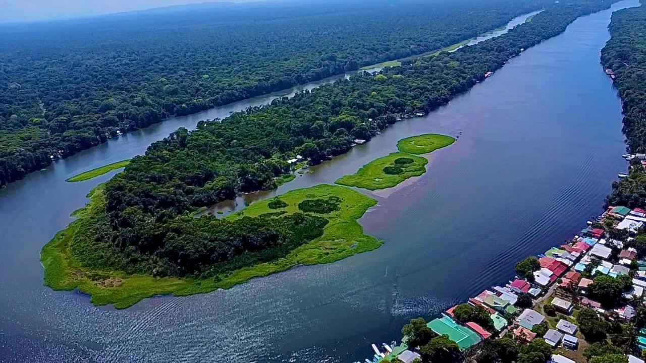 H Et L Appartement Tortuguero Buitenkant foto