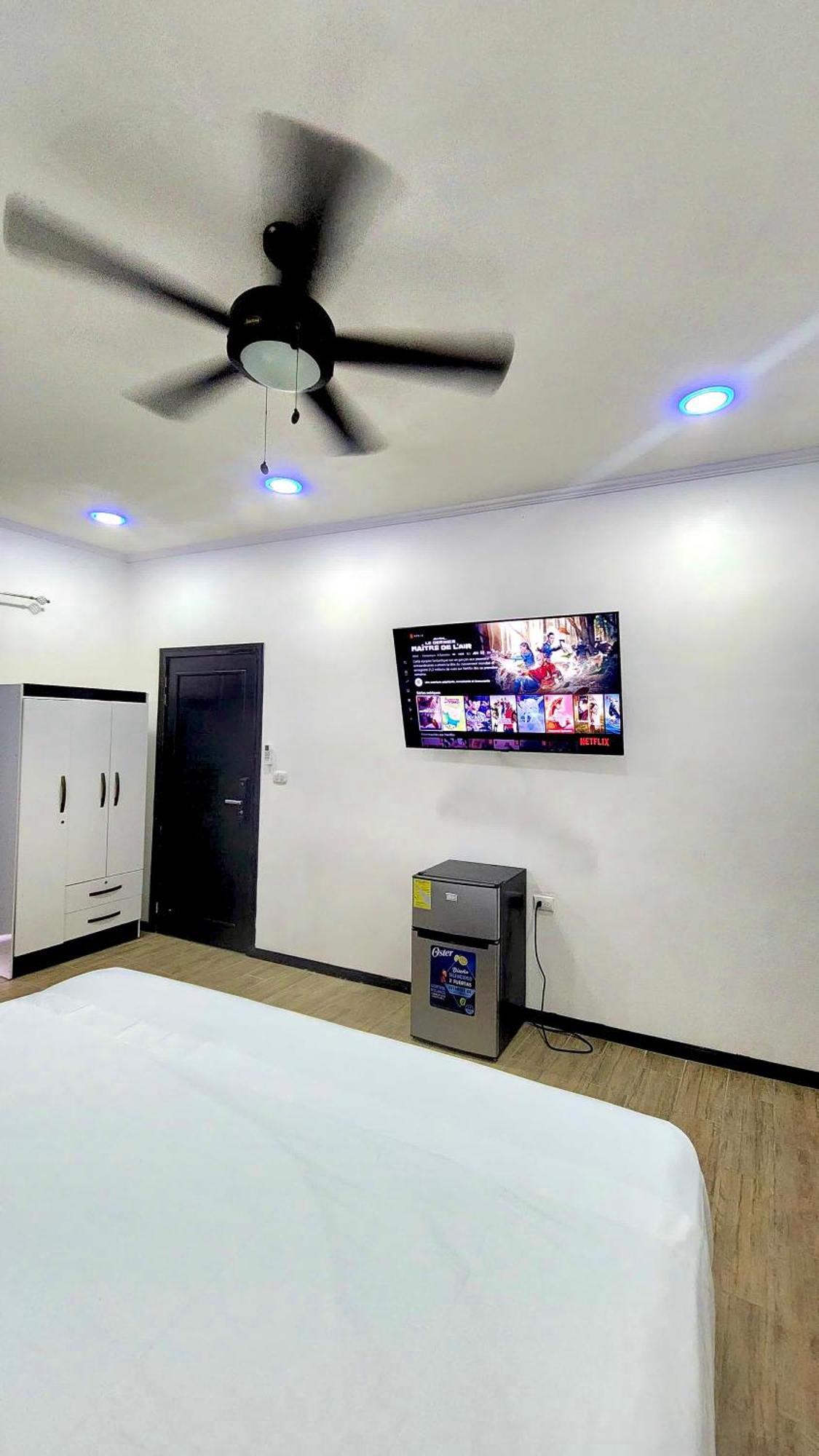 H Et L Appartement Tortuguero Buitenkant foto